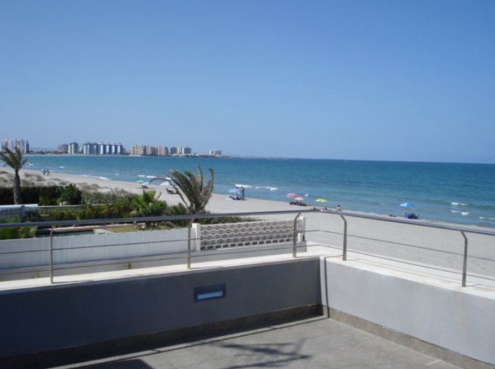 Costa Calida Properties close to Golf Resorts - Villa between 2 Seas in La Manga del Mar Menor, Costa Calida - 